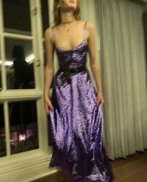 Party Dress Aesthetic, Purple Sparkly Dress, Purple Party Dress, Taylor Swift Dress, Lavender Prom Dresses, Sparkly Outfits, Rock And Roll Fashion, Prom Dress Inspo, Purple Prom Dress