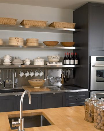 Open shelving in stainless steel for the kitchen.  Love the bar with hooks to hang utensils. Stainless Steel Kitchen Shelves, Kitchen Cabinets And Backsplash, Charcoal Kitchen, Organiser Cucina, Wood Kitchen Cabinets, Kitchen Design Trends, Transitional Kitchen, Grey Kitchens, Trendy Kitchen