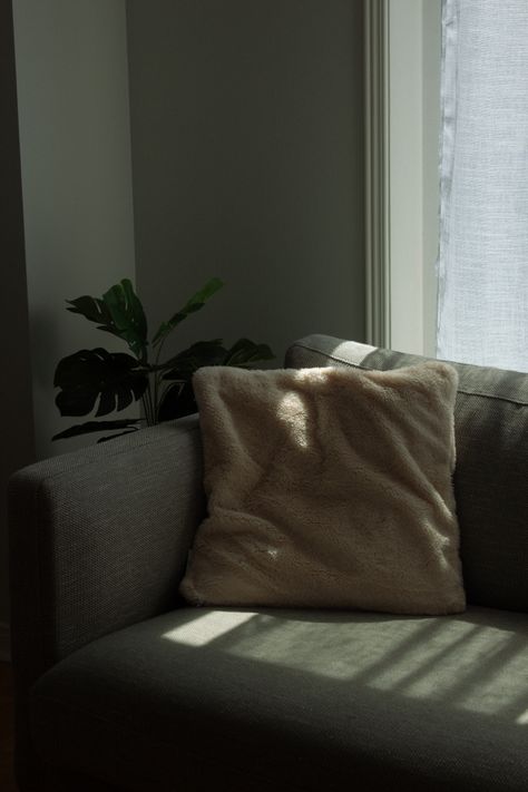 comfy couch home inspo photograohy aesthetic Sitting On Couch Aesthetic, Tired Aestethic Eyes, Owen Strand, Couch Aesthetic, Books 2024, Cozy Couch, Comfy Couch, Home Inspo, Aesthetic Guys