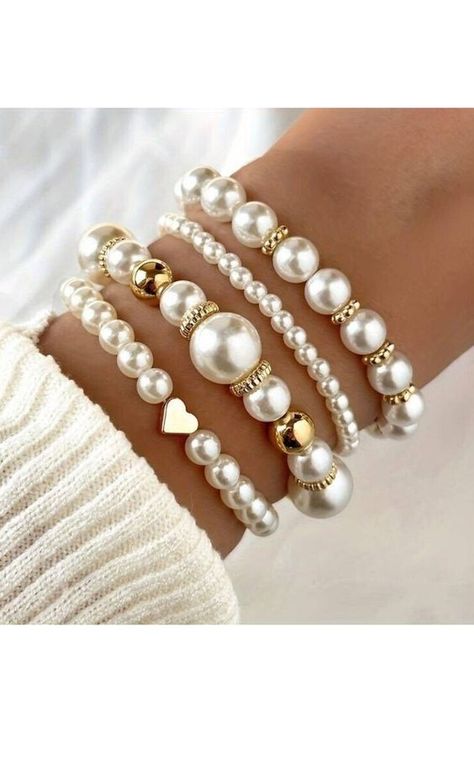 Faux Pearl Heart Beaded Bracelet Set | 4 Pieces Jewellery Photography Inspiration, Style Feminine, Marketing Specialist, Rubber Band Bracelet, Cute Bracelet, Trending Bracelets, Gold Bracelet Set, Pearl Bracelets, Winter Jewelry