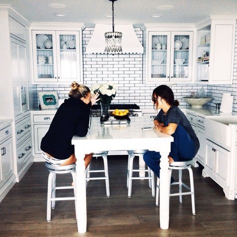 living with your best friend is the ultimate goal Design Darling, Apartment Goals, Future Apartment, Up House, Studio Mcgee, First Apartment, Humble Abode, House Goals, White Cabinets