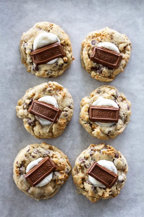 Bakery Cookies Aesthetic, S'more Cookies, Fat Cookie Recipes, Cookie Business Ideas, New York Style Cookie Recipe, Thick Bakery Style Cookies, S'mores Cookies, Cool Cookie Recipes, Bake Cookies Recipes