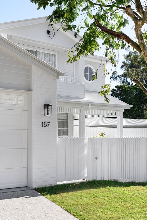 Hamptons Facade — Zephyr + Stone Hamptons House Facade, Contemporary Hamptons Style, Hampton Exterior, Hamptons Exterior, Contemporary Hamptons, Modern Hamptons Home, Hamptons Architecture, Hampton Style House, Hamptons Facade