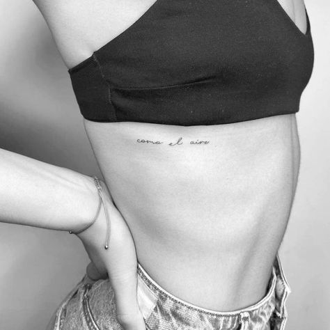 Quotes Rib Tattoo, Script Tattoo On Ribs Women, Text On Ribs Tattoo, Text Tattoo Side Rib Women, Side Cursive Tattoo, Rib Tattoo Words Lettering, Lettering Tattoo Placement Women, One Word Rib Tattoo, Ribcage Writing Tattoo