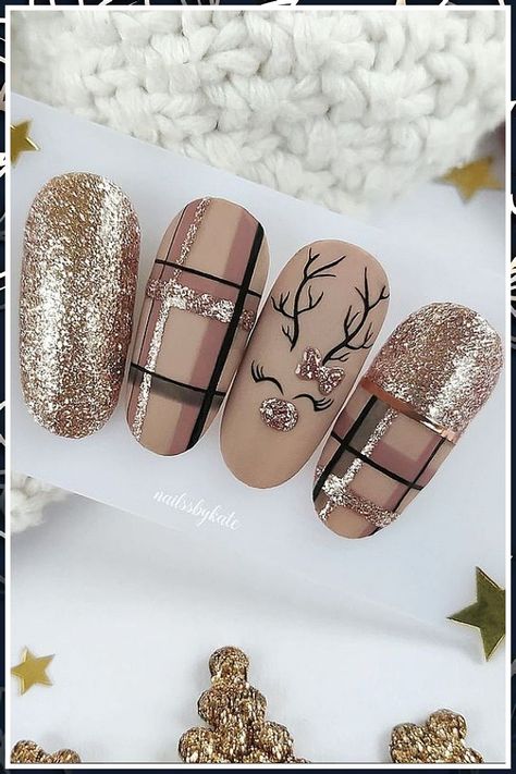 Winter Nails Glitter - Buy while it is still available - So act right now! Click to visit! X Mas Nails Christmas Ideas, Fall Christmas Nail Designs, Christmas Nails For Black Women, Winter Ombré Nails, Nagel Design Winter, Holiday Nails Inspiration, Fall Holiday Nails, Xmas Nails Blue, Abstract Christmas Nails