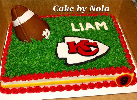 Gotta love them Chiefs! #cakedecorating #sheetcake #sheetcakesdonthavetobeboring #instacake #cakestagram #cakesofinstagram #chiefs #kcchiefs #chiefskingdom #chiefscake Kc Chiefs Birthday Cake, Kc Chiefs Cupcakes, Kansas City Chiefs Birthday Cake, Chiefs Football Cake, Kc Chiefs Cake, Chiefs Birthday Cake, Kansas City Chiefs Cake, Superbowl Cake, Christian Birthday