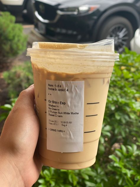 Blonde Espresso Starbucks Drinks, Iced Shaken Espresso Starbucks Order, Starbucks Shaken Espresso Order, Iced Shaken Espresso Starbucks, Starbucks Iced Shaken Espresso, Starbucks Shaken Espresso, Coffee Recommendations, Shaken Espresso Starbucks, Mcdonalds Iced Coffee