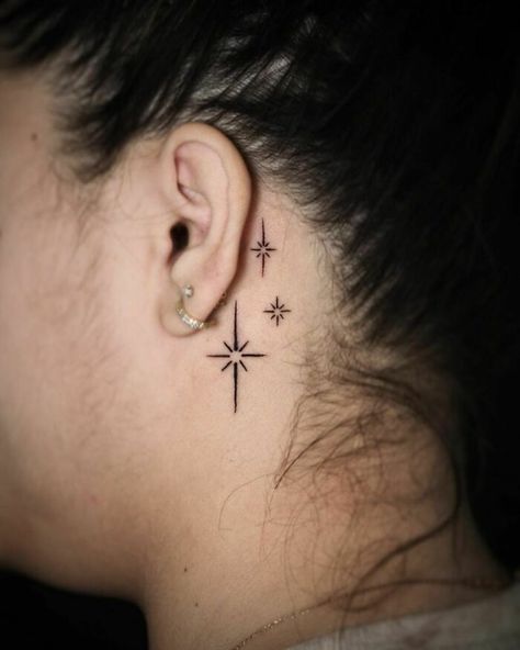 ear tattoo of twinkling stars Tragus Tattoo, Star Tattoos Behind Ear, Sparkle Tattoo, Small Star Tattoos, Behind Ear Tattoos, Tato Minimal, Tattoo Behind Ear, Ear Tattoos, Petite Tattoos