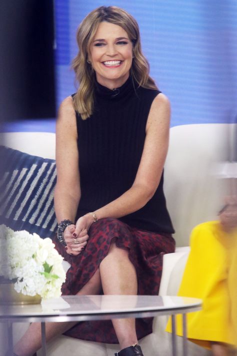 Savannah Guthrie Hair, Savannah Guthrie Outfits, Dramatic Haircut, Savannah Guthrie, New Haircut, New Tattoo, Style Upgrade, New Haircuts, Today Show