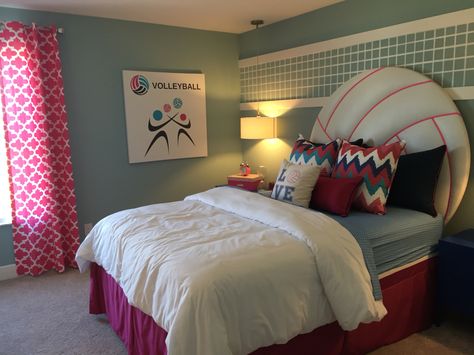 A volleyball girl room! Black Lake Preserve by Royal Oaks in Winter Garden FL Volleyball Room Ideas Bedrooms, Volleyball Bedroom Ideas, Volleyball Themed Room, Volleyball Room Decor, Volleyball Tumblr, Volleyball Bedroom, Volleyball Room, Softball Room, Football Rooms