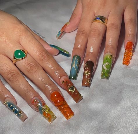 Nail Inspo Creative, Colorful Birthday Nails, Earth Tone Nails Designs, Nails Aura, Nails Fall Nails, Aura Nails, Boho Nails, Hippie Nails, Dope Nail Designs