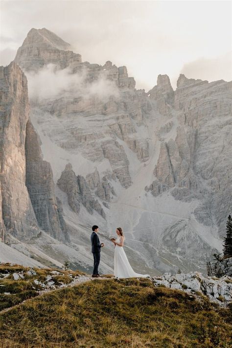 Elopement location inspiration from this stunning mountain side in the Dolomites. Have you seen a more beautiful location for a private vow reading? #hikingelopement #dolomites #dolomiteselopement Connections Photography, Mountain Hut, Sunrise Elopement, Sunrise Mountain, Hiking Elopement, Mountain Huts, Private Wedding, The Dolomites, Mountain Elopement