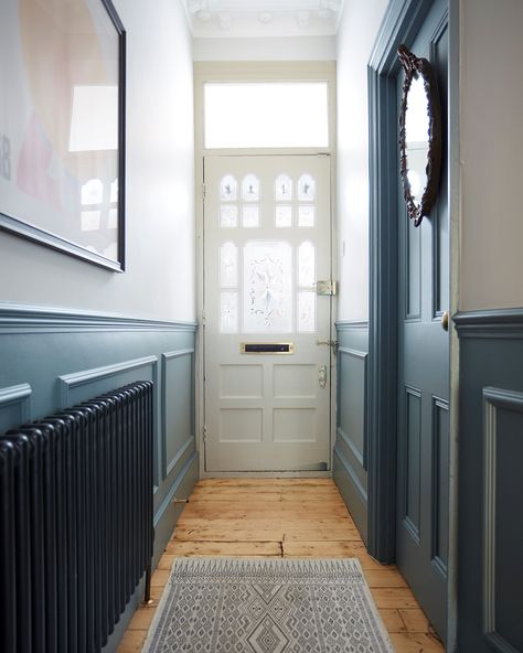 Hallway Panelling Ideas, Victorian Hallway Ideas, Victorian Terrace Hallway, Hallway Panelling, Simplified Home, Stair Paneling, Earthy Yellow, Hall Stairs, Victorian Hallway