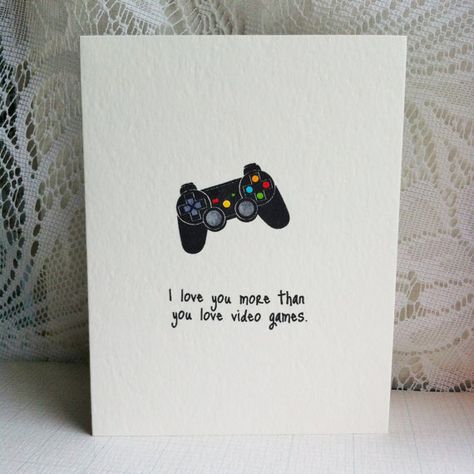 Gifts For Gamer Boyfriend, Nerdy Valentines, Greeting Card Video, Valentines Games, Birthday Gifts For Boyfriend Diy, Homemade Greeting Cards, Funny Anniversary Cards, Bf Gifts