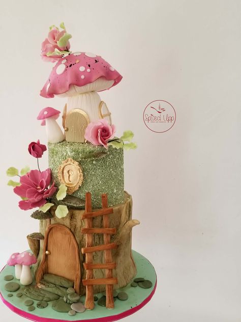 Fairy Cake Ideas Enchanted Garden, Fairy Garden Birthday Party Cake, Under The Sea Cake Table, Fairy Garden Cakes For Girls Birthday, Enchanted Garden Cake Ideas, Enchanted Theme Cake, Enchanted Birthday Cake, Forest Birthday Party Girl, Fairy Theme Cake Girl Birthday