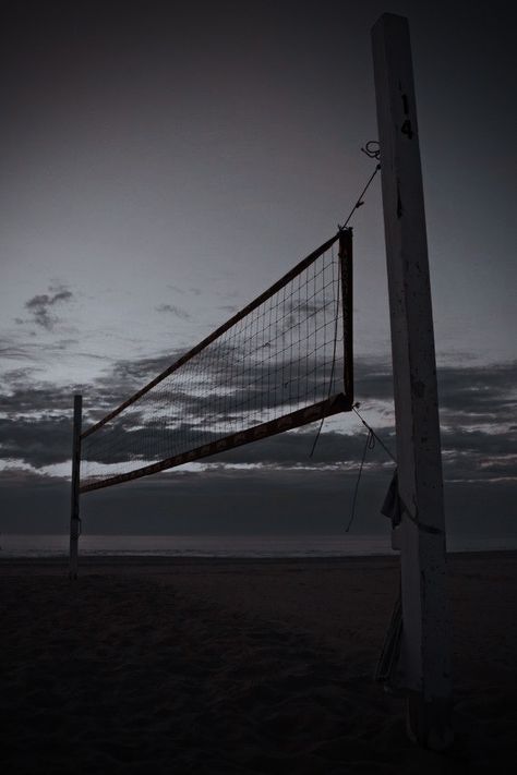 Volleyball Black And White Aesthetic, Cute Volleyball Wallpapers Aesthetic, Volleyball Net Aesthetic, Asthetic Photos Black, Volleyball Backgrounds, Volleyball Wallpaper, Volleyball Net, Haikyuu Volleyball, Sport Volleyball