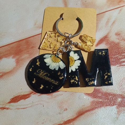 DM for order 💕#everyone #highlights #followers #moyemoye #husband #gift #birthdaygift #resinart #resinjewllery #resintray #resinkeychain #reels Resin Art, Highlights, Birthday Gifts, Gifts, On Instagram, Quick Saves, Instagram, Art