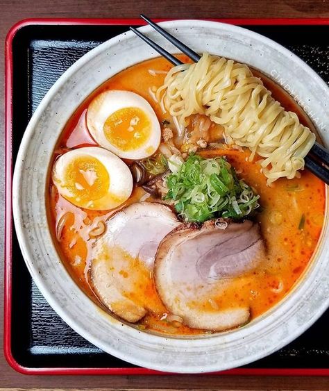 TasteToronto on Instagram: “Spicy Red Miso Ramen with Pork Belly Chashu (Taster: @cindyluchan) #tastetoronto” Ramen With Pork Belly, Chashu Ramen, Ramen With Pork, Pork Ramen Recipe, Recipe Tin Eats, Spicy Miso Ramen, Tin Eats, Pork Ramen, Flavor Flav