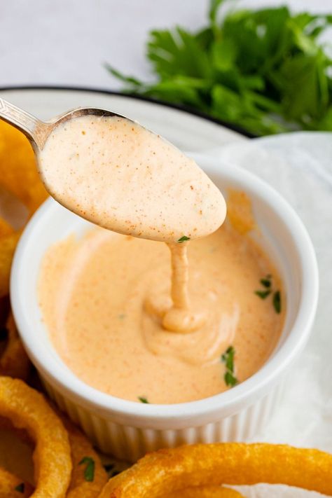 This copycat recipe for Burger King zesty sauce is just like the original! Learn how to make this sweet, creamy, savory, spicy sauce, plus, get tips for the very best sauce you've ever had. Burger King Sauce Recipe, Burger King Zesty Sauce, Spicy Sauce Recipe, Horseradish Recipes, Homemade Burger, Zesty Sauce, Homemade Burgers, Burger Sauce, Copycat Restaurant Recipes