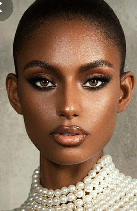 Black Model Beauty Editorial, Dark Complexion Makeup, Dusky Skin Makeup, Ivy Photoshoot, Makeup Poses, African Makeup, Photo Mannequin, Dusky Skin, Black Tower