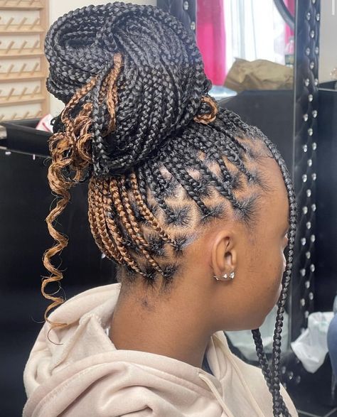 Peekaboo Braids, Braided Hairstyles For Black Women Cornrows, Peekaboo Hair, Big Box Braids Hairstyles, Box Braids Hairstyles For Black Women, Braided Hairstyles For Teens, Braids Hairstyles Pictures, Cute Box Braids Hairstyles, Quick Braided Hairstyles