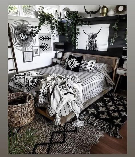 Cowgirl Bedrooms Western, Bohemian Western Bedroom, Small Bedroom Ideas Western, Yallternative Aesthetic Home, Yallternative Bedroom, Yallternative Home Decor, Girls Western Bedroom, Stylish Bedroom Decor, Western Bedroom Decor