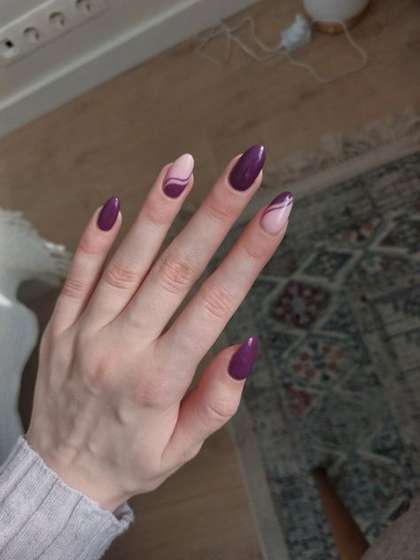 Dark Purple Round Nails, Dark Purple Nails Almond Shape, Dark Purple Design Nails, Dark Purple French Tip Nails Almond, Short Dark Purple Nail Ideas, Nails Dark Purple Design, Simple Dark Purple Nails, Dark Purple Homecoming Nails, Deep Purple Nail Ideas