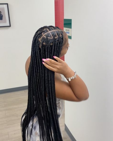 Medium Thigh Length Knotless Braids, Smedium Knotless Thigh Length Braids, Medium Plaits, Knotless Plaits, Curly Braided Hairstyles, Fav Hairstyles, Medium Knotless, Large Box Braids, Booking Available