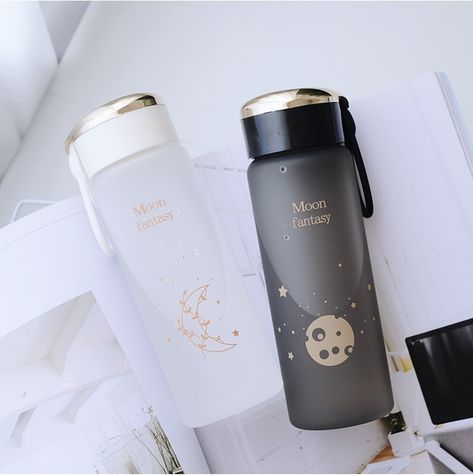 Moon Fantasy Water Bottle Portable Plastic Cup Ins Student Leakproof Bottles Simple Fashion 400ml Rr2104 - Water Bottles - AliExpress Fantasy Bottle, Moon Water Bottle, Space Water Bottle, School Necessities, Frost Moon, Fancy Water Bottles, Constellation Design, Black Water Bottles, School Water Bottles