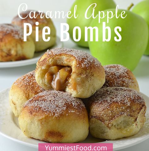 Fall Favorite Desserts, Yummiest Food, Cinnamon Roll Apple Pie, Top Dinner Recipes, Apple Crumb Cakes, Homemade Apple Pie Filling, Classic Apple Pie, Apple Pie Filling, Bombe Recipe