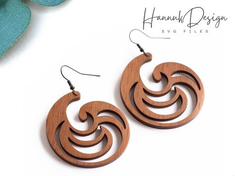 Discover the beauty of wooden earrings with our laser cut templates! Perfect for creating stylish accessories for any occasion. Siser Juliet, Laser Cut Wood Earrings, Earring Svg, Wood Earring, Laser Art, Laser Cut Earrings, 3d Svg, Earring Bundle, Lasercut Design