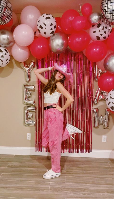 Teenage Dream Birthday Party Theme, Preppy Cowgirl Birthday Party Outfit, Preppy Cow Print Birthday Party, Pink Themed Birthday Party 13, Pink Cowgirl Sweet 16, Preppy Cowgirl Birthday Party Ideas, Preppy Cowgirl Birthday Party, Birthday Party Ideas Christmas, 13th Bday Party Ideas