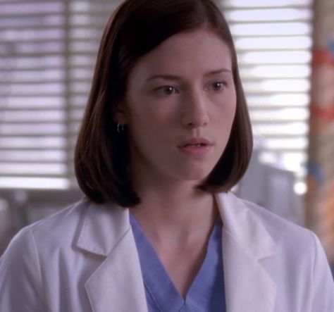 Chyler Leigh Short Hair, Lexie Grey Short Hair, Grey Short Hair, Lexie And Mark, Grey Hairstyles, Chyler Leigh, Lexie Grey, One Hair, Grey's Anatomy