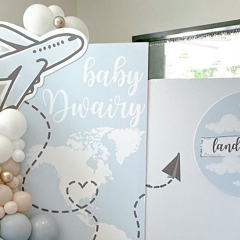 Houston Event Decor 🤍 ONE STOP SHOP on Instagram: "Baby D landing soon ✈️ . . Balloons : @wedoballoons Custom Prints/Cut-outs: @popsigndesign Location: @theanniehouston . . #landingsoon #landingsoonbabyshower #airplanebabyshower #airplaneparty #airplanebabyshower #babylandingsoon #babyshowerdecor #babyshowerideas #babyshowerdecorations #babyshower #houstonbabyshower #houstonbabyshowerdecor #houstonbabyshowers #houstonbabyshowerrentals #houstonevents #houstoneventrentals #houstoneventdecor #houstonballoons" Baby Shower Planes Theme, Aviation Baby Shower Ideas, Landing Soon Baby Shower Theme, Airplane Baby Shower Theme, Plane Decor, Jordan Baby Shower, Baby 2024, Nikki Baby, Travel Baby Shower Theme