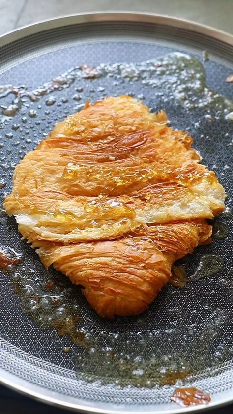 Candied Croissant Sandwich | croissant, bakery | *runs to the nearest bakery for fresh croissants 🏃 | By Twisted | Facebook Smashed Croissant Sandwich, Candied Croissant, Flat Croissant, Sandwich Croissant, Fresh Croissants, Croissant Bakery, Croissant Sandwich, Croissant Recipe, White Goth