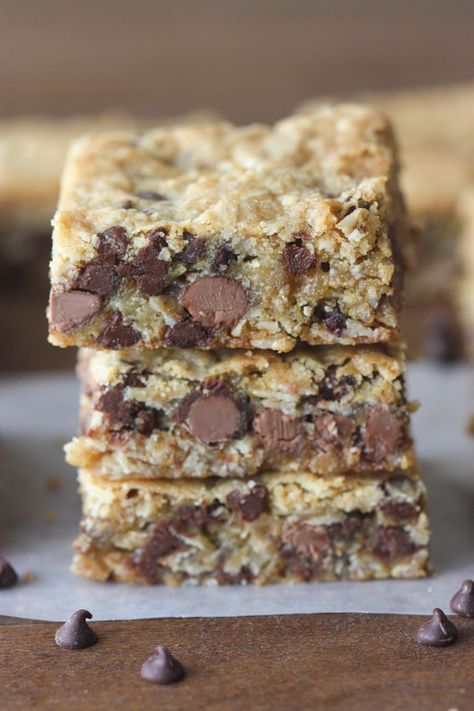 Chewy Cookie Bars, Oatmeal Chocolate Chip Cookie Bars, Oats And Chocolate, Oatmeal Chocolate Chip Cookie, Oatmeal Cookie Bars, Tastes Better From Scratch, Chocolate Chip Bars, Oatmeal Chocolate Chip, Chocolate Chip Cookie Bars