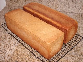 Diary of an Iron Homemaker: Whole Wheat Pullman Bread Sourdough Sandwich Bread Recipe, Pullman Bread, Sourdough Bread Sandwiches, Wheat Bread Recipe, Japanese Bread, Homemade Sandwich, Wheat Recipes, Sandwich Bread Recipes, Loaf Recipes