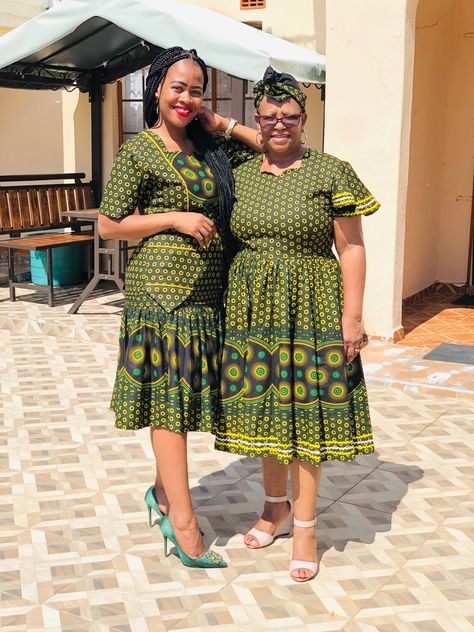 Shweshwe Dresses Shweshwe Dresses Patterns, Seshoeshoe Dress Patterns, Lesotho Seshoeshoe Dress, Shweshwe Dresses Lesotho, Makoti Dresses African Women, Xhosa Attire For Ladies, Shweshwe Dresses Patterns, Seshoeshoe Dresses, Xhosa Traditional Dresses