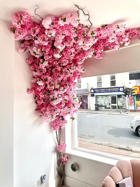 Our signature Beautiful Cherry Blossom Garlands in two pink colour tones. Measures around 150cm in length.  Perfect for both indoor and outdoor use. Designed for installation art. If you are not sure how many garlands you need to create a specific look, get in touch with us, we can help.  Great way to decorate your doorways, windows, display for home, office, wedding decor etc. Installation Instructions to be provided. Check our store for more floral decorations. Diy Cherry Blossom Tree, Cherry Blossom Arrangement, Cherry Blossom Garland, Faux Tree Branches, Tree Installation, Silk Flower Decor, Cherry Blossom Decor, Floral Installations, Fleurs Diy