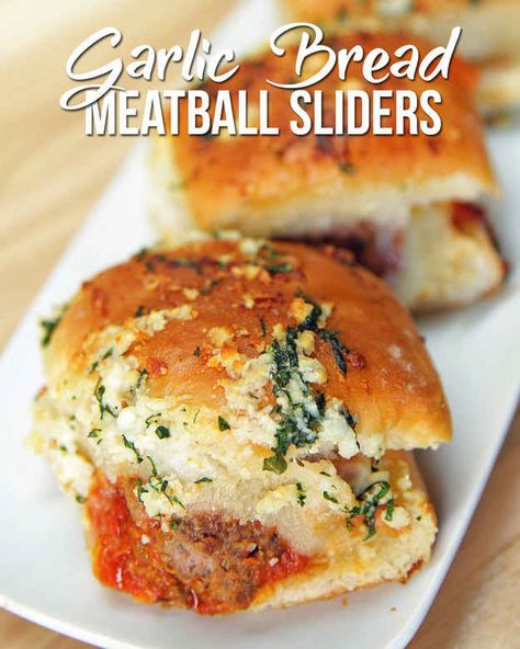 These Garlic Bread Meatball Sliders Will Have You Saying OMG Over And Over Again Garlic Bread Meatball, Meatball Sliders Recipes, Small Sandwiches, Breaded Meatballs, Meatball Sliders, Slider Recipes, Football Food, Wrap Sandwiches, Dinner Rolls