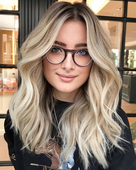 50 Amazing Blonde Balayage Hair Color Ideas for 2022 - Hair Adviser Blonde Hair Balayage Dark Roots, Vanilla Blonde Hair Balayage, Medium Length Blonde Balayage, Blonde Balayage Straight Hair, Blonde Balayage Straight, Shades Of Blonde Hair Color, Blonde Hair 2023, Vanilla Blonde Hair, Shades Of Blonde Hair