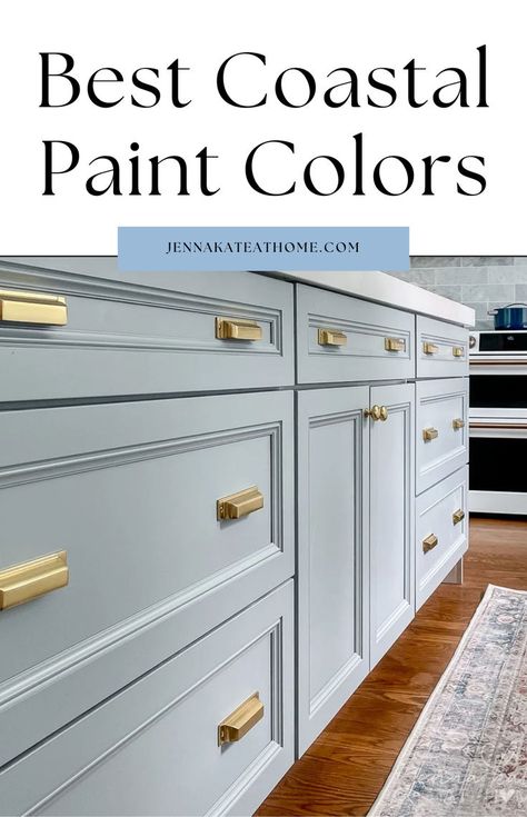 Looking for coastal paint colors? These shades from Sherwin Williams and Benjamin Moore are perfect for any living room, bedroom, or bathroom. With soft blue gray shades, this coastal paint palette has the best coastal paint colors to give your space a calm, beachy feel. Great paint colors for a coastal home! Best Coastal Paint Colors, Hamptons Style Bedrooms, Coastal Paint Palette, Blue Bedroom Paint, Modern Coastal Kitchen, Calming Coastal, Coastal Style Kitchen, Gray Paint Colors, Coastal Paint Colors