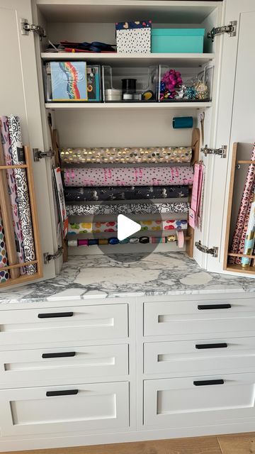 Emily Norris on Instagram: "Gift Wrapping Station reveal 🥰  So you thought the charging drawer in this unit was extra, well I now present to you our gift wrapping station. I say our, but Matt thought I was bonkers and he still does 😂  Honestly, although far from a necessity, this space fills me with immense joy. It may say seem sad, but it’s something I’ve dreamed of ever since we were lucky enough to start our home renovation.  Matt put his foot down at a gift wrapping room, but said I could use this space on the recently renovated hallway/bootroom area.   I love to gift, and for me the best part is presenting the gift - that’s why it’s called a present right?!  I’d seen lots of inspo on Pinterest - rooms, cupboards, drawers - so many options and quite the upgrade from the dreaded box i Gift Wrapping Cupboard, Wrapping Station Ideas, Gift Wrapping Room, Charging Drawer, Wrapping Room, Emily Norris, Future Mansion, Project Room, Guest Bedroom/office