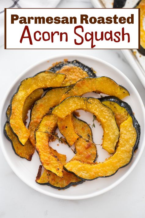 Roasted Acorn Squash – Drizzled with olive oil, sprinkled with thyme, and topped with freshly grated Parmesan before roasting to perfection. It's a simple, flavorful way to enjoy this squash. via @cmpollak1 Acorn Squash Roasted, Pig Recipes, Cinnamon Apple Bread, Acorn Squash Recipe, Yummy Side Dishes, Roasted Acorn Squash, Fall Dinner Ideas, Autumn Baking, Acorn Squash Recipes