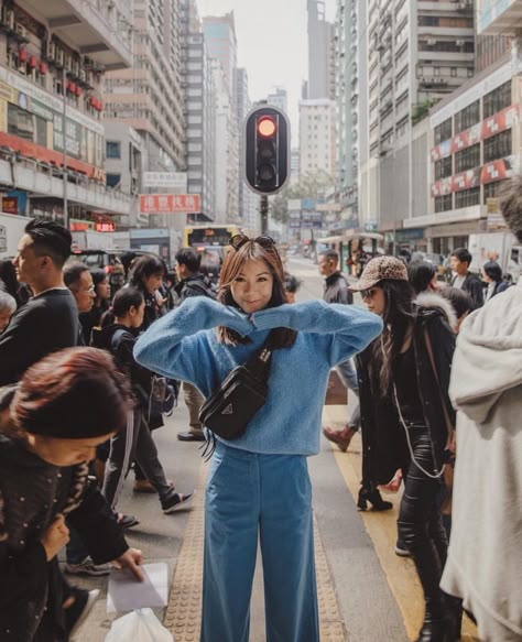 Hongkong Outfit Travel, Hong Kong Street Fashion, Hong Kong Outfit, Hk Outfit, Hong Kong Travel Photography, Hongkong Outfit, Jenny Tsang, Japan Travel Outfit, Japan Ootd