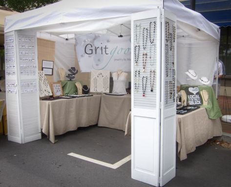 Vendor Booth Display, Craft Fair Booth Display, Jewelry Booth, Craft Show Booths, Vintage Shutters, Craft Show Booth, Craft Booth Display, Vendor Displays, Jewerly Displays