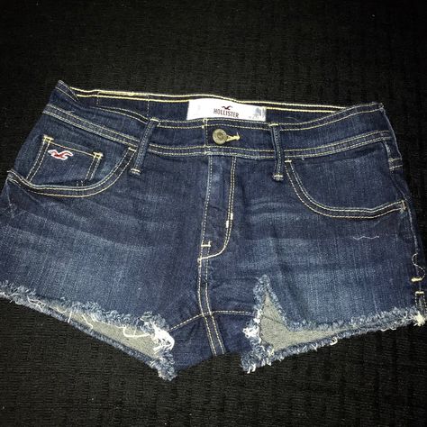 Questions? Leave A Comment Below! Low Cut Jeans, Teen Jeans, Hollister Jean Shorts, Y2k Shorts, Low Rise Shorts, Boyfriend Shorts, Hollister Shorts, Distressed Jean Shorts, Blue Jean Shorts