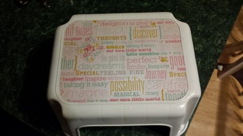 Child's Plastic Step Stool Makeover.  Spray Paint, Modge Podge, Craft Paper , Acrylic Sealer Spray Paint Plastic, Stool Makeover, Modge Podge, Spray Paint, Step Stool, Diy Decor, Spray, Kids Room, Paper Crafts