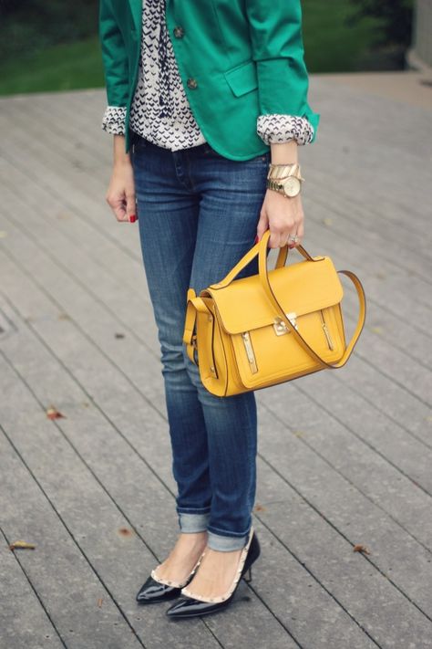 Lilly Style: early Fall layers Fashion Week Aesthetic, Fashion Designer Aesthetics, Yellow Purse, Designer Punjabi Suits, Green Blazer, Pattern Shirt, Fall Layers, Deja Vu, Style Savvy