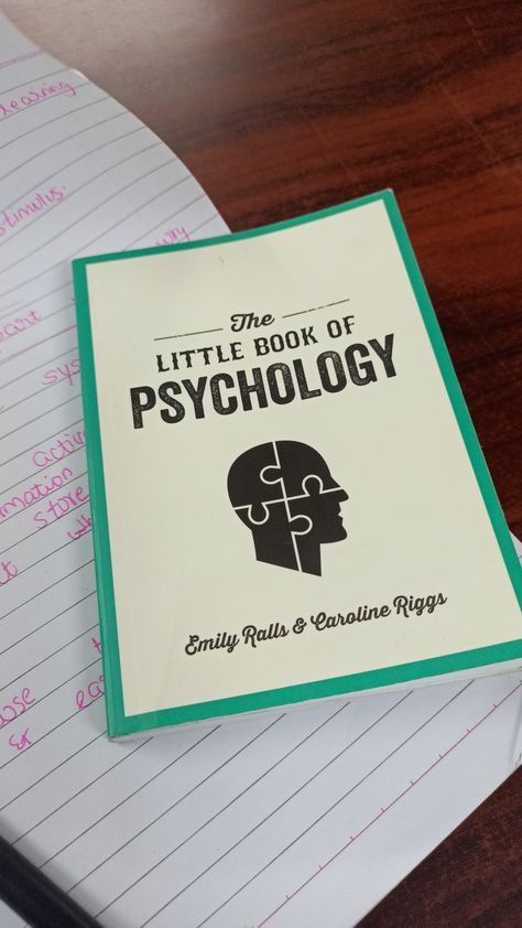 Book Psychology Aesthetic, Psychology Books Aesthetic, Psychology Textbooks, Books About Psychology, Psychologist Books, Introduction To Psychology, Psychology Major, School Goals, Aesthetic Poetry